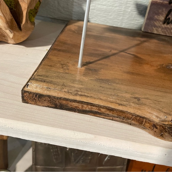 This 30”L x 9.5”W x 14” H 5 geese in flight wood sculpture is one of a kind! - Picture 8 of 17